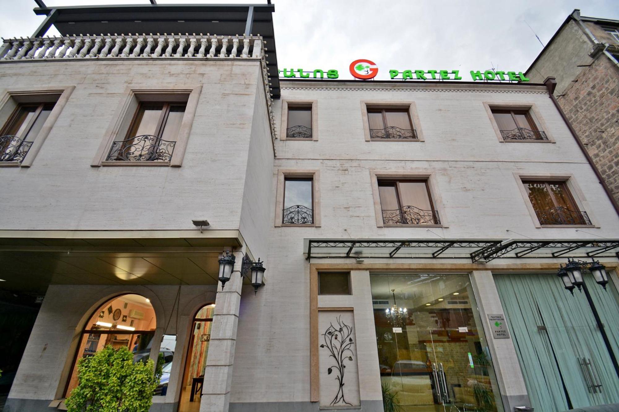 Hotel Partez Yerevan Exterior photo